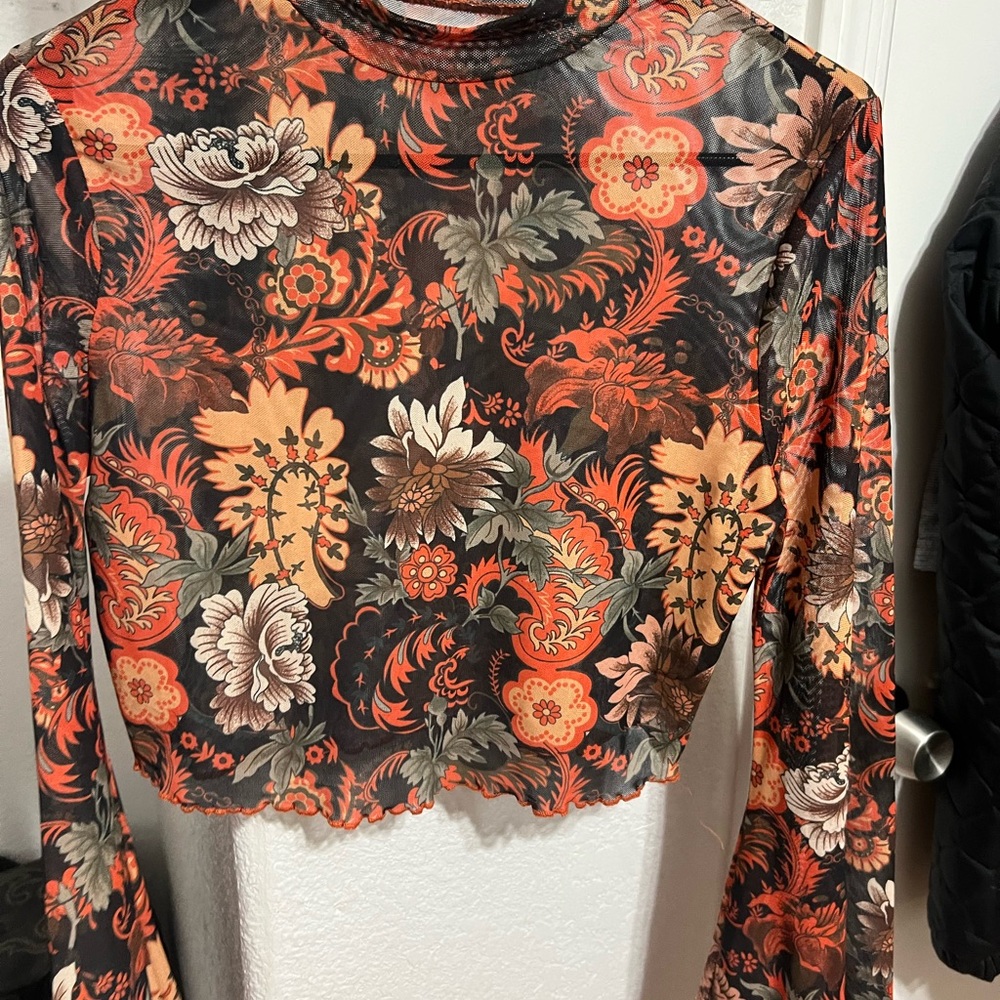 SHEIN Orange and Black Graphic Crop Blouse